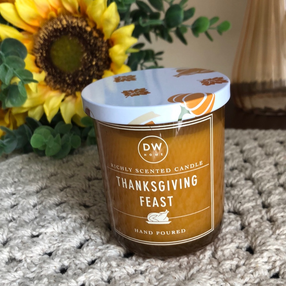 DW Home THANKSGIVING FEAST Candle